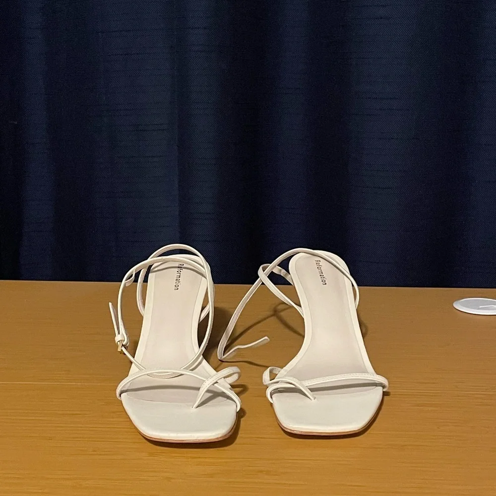 Reformation Emilia Heels - Picture 7 of 10